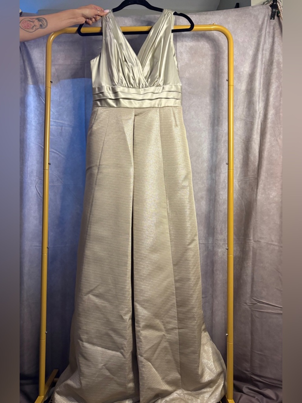 Kay Unger Formal Gown Size 8 Champagne Satin Maxi Dress